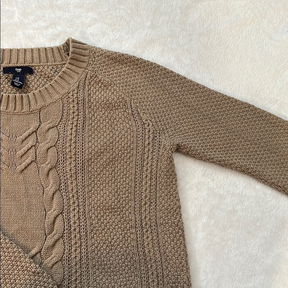 Sweater - Picture 2 of 3